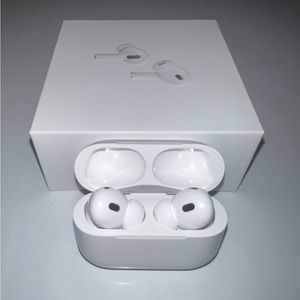 Apple AirPods Pro 2nd Generation with MagSafe Wireless Charging Case (USB‑C)...